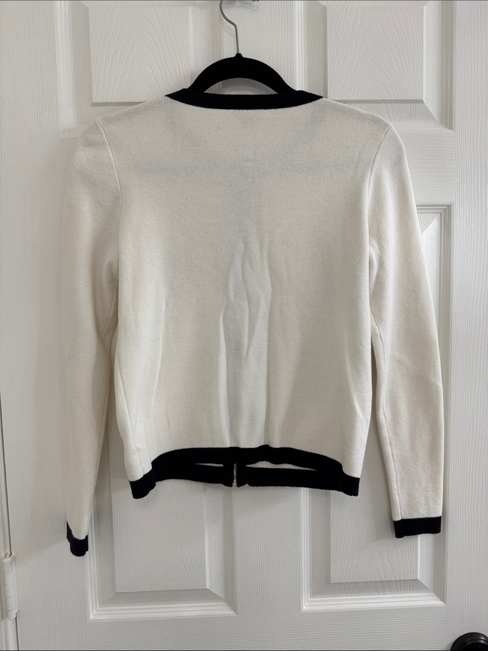 Ann Taylor Factory White Crewneck Zip Cardigan with Black Trim - size XS - Picture 2 of 8